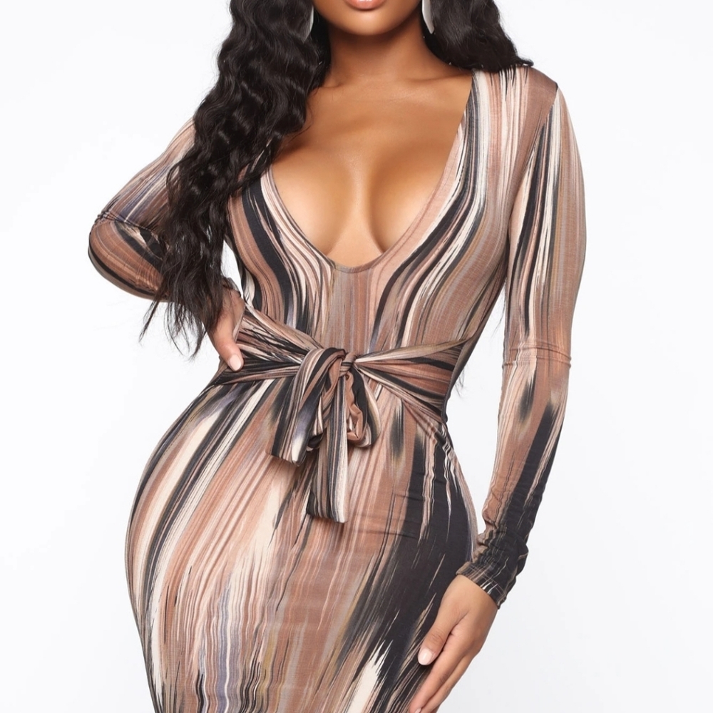 Fashion Nova mind of my own maxi dress